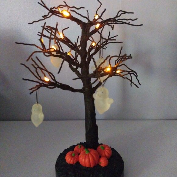Hallmark Lighted Halloween Tree 5 Hanging Glass Ghost Ornaments Pumpkin Base - Picture 12 of 12